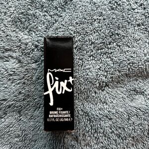 New, Unopened MAC Cosmetics Fix+ Skin Refresher Finishing Mist Travel Size